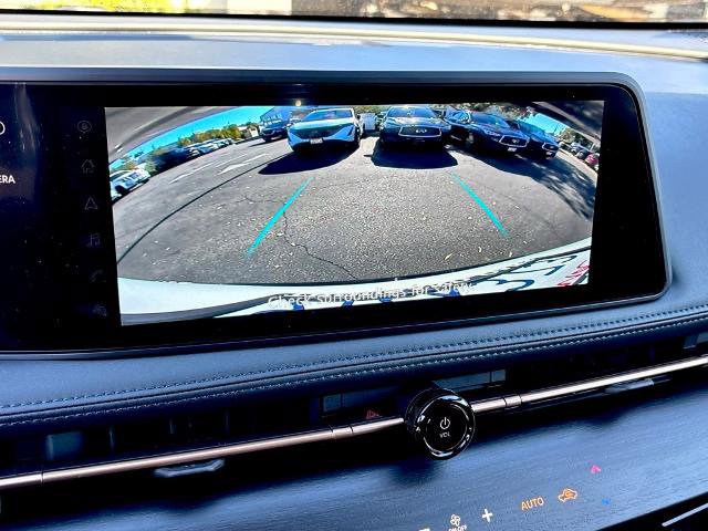 Certified 2025 Nissan Ariya FWD image 24