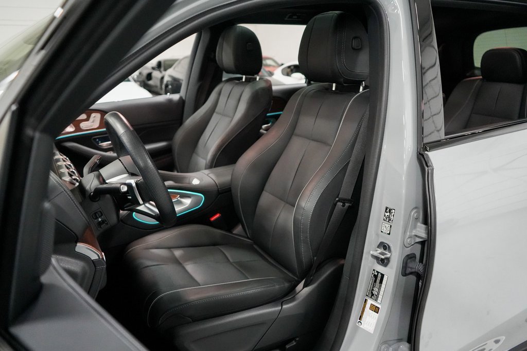 Used 2024 Mercedes-Benz GLS 580 4MATIC image 10