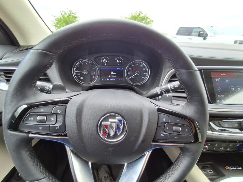 Used 2023 Buick Enclave Essence AWD/4WD image 13