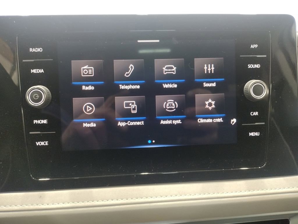 New 2025 Volkswagen Taos SE image 27