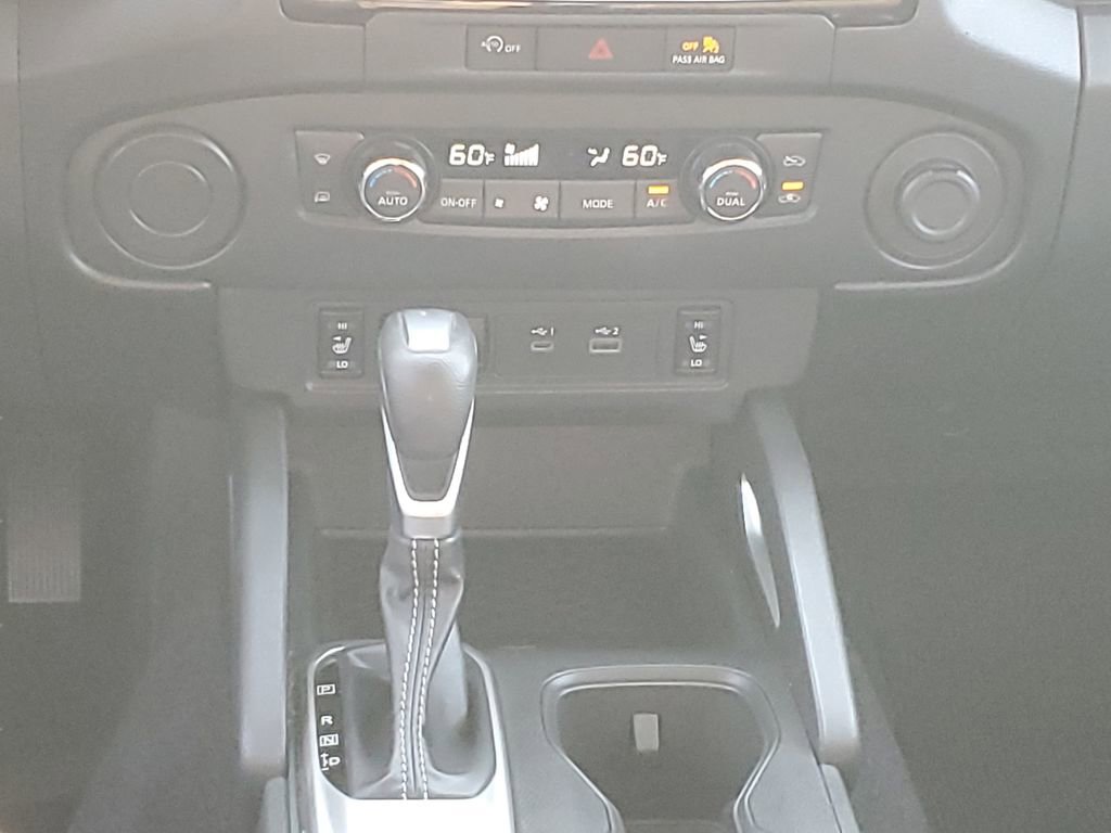 Used 2024 Nissan Frontier SV w/ SV Convenience Package RWD image 15