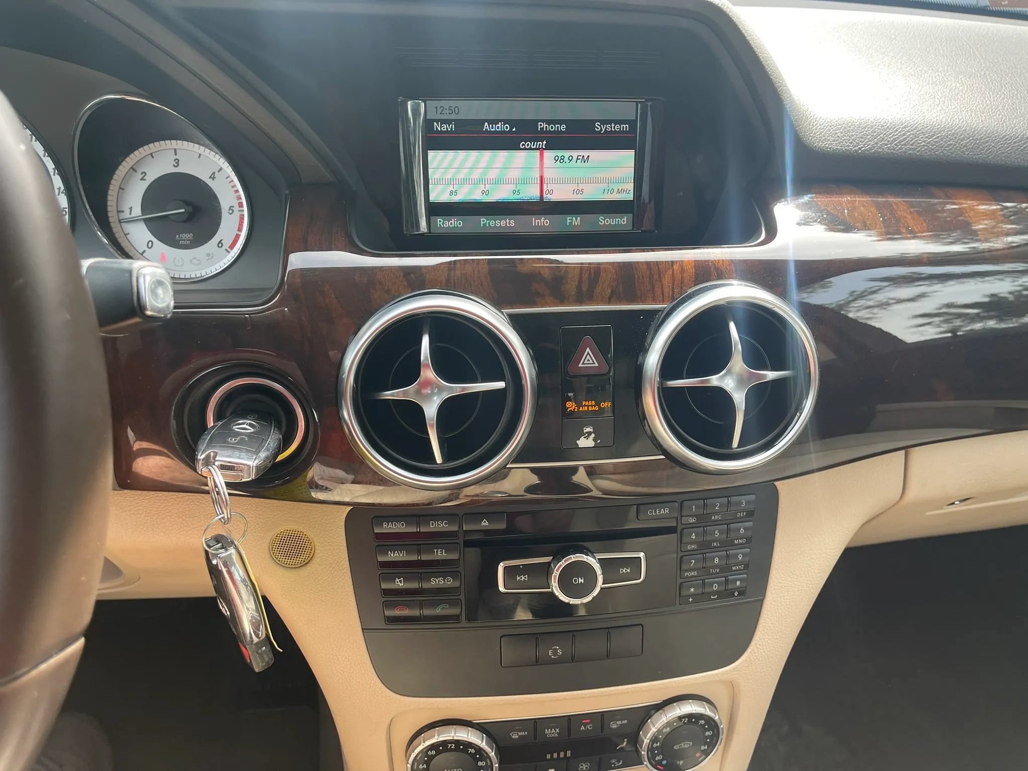 Used 2014 Mercedes-Benz GLK 250 BlueTEC 4MATIC image 18