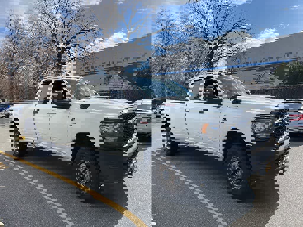 Used 2023 RAM 3500 Tradesman image 10