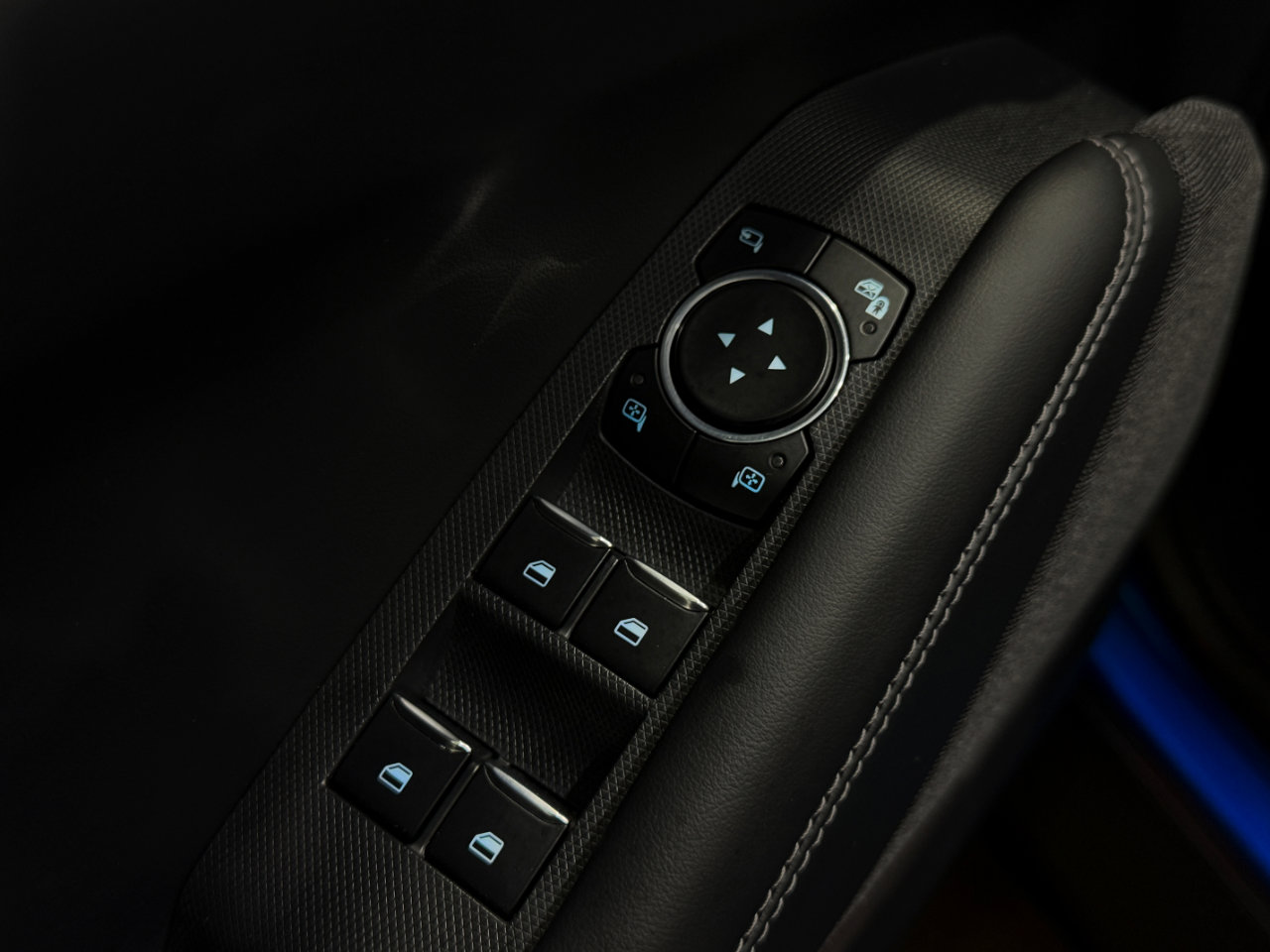 Used 2025 Ford Mustang Mach-E Premium image 24