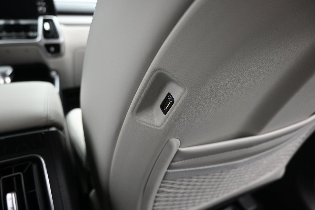 Certified 2021 Kia Sorento EX w/ Panoramic Sunroof Package FWD image 14