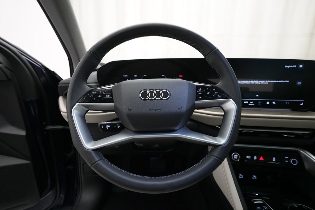 Used 2025 Audi Q5 Premium w/ Convenience Package AWD/4WD image 4