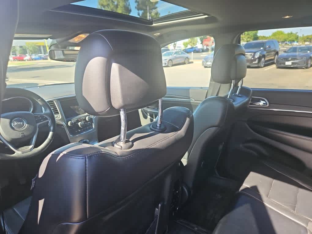 Used 2018 Jeep Grand Cherokee Limited RWD image 11