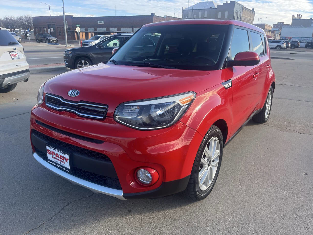 Used 2018 Kia Soul + FWD image 3