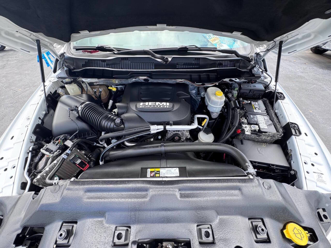 Used 2016 RAM 2500 Tradesman w/ Chrome Appearance Group image 38