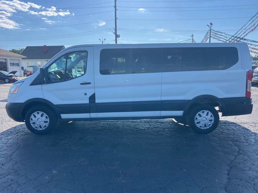 Used 2015 Ford Transit 350 XLT RWD image 4