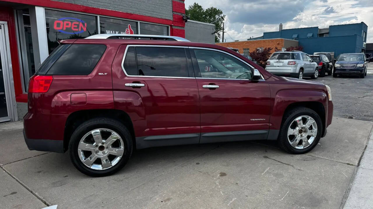 Used 2011 GMC Terrain SLT FWD image 5