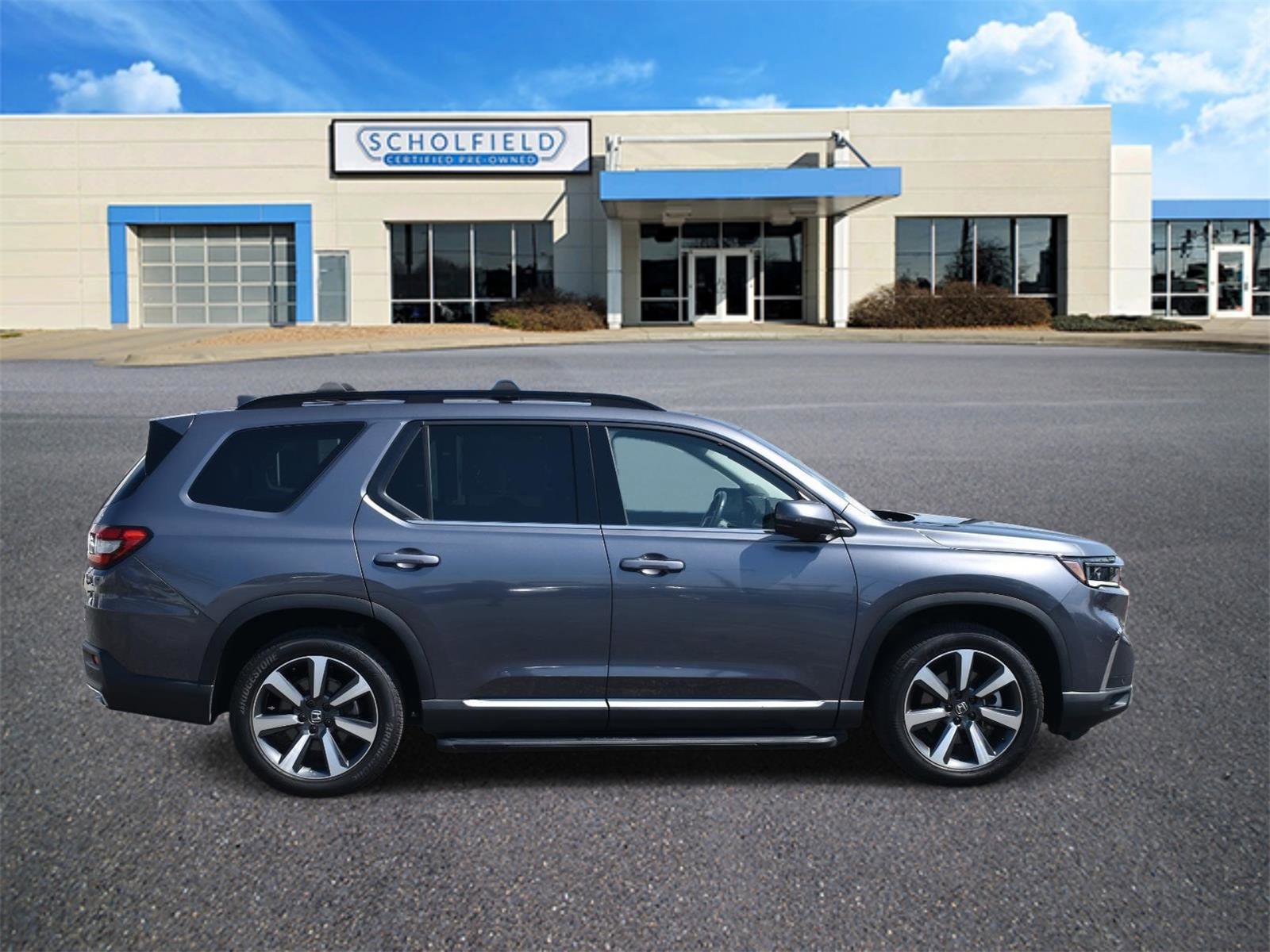 Used 2023 Honda Pilot Elite image 2