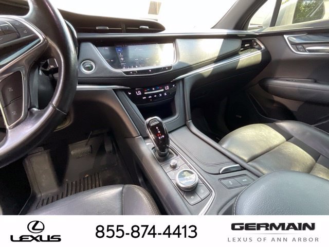Used 2020 Cadillac XT5 Premium Luxury AWD/4WD image 20