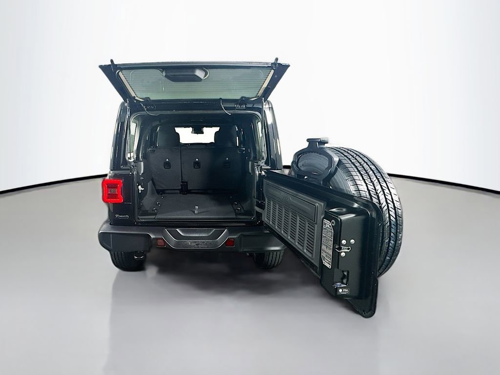 New 2025 Jeep Wrangler Sahara image 15