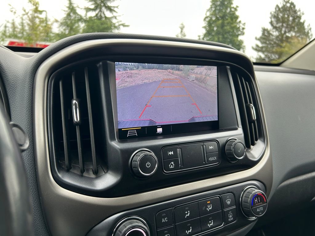 Used 2021 Chevrolet Colorado Z71 w/ Safety Package image 19