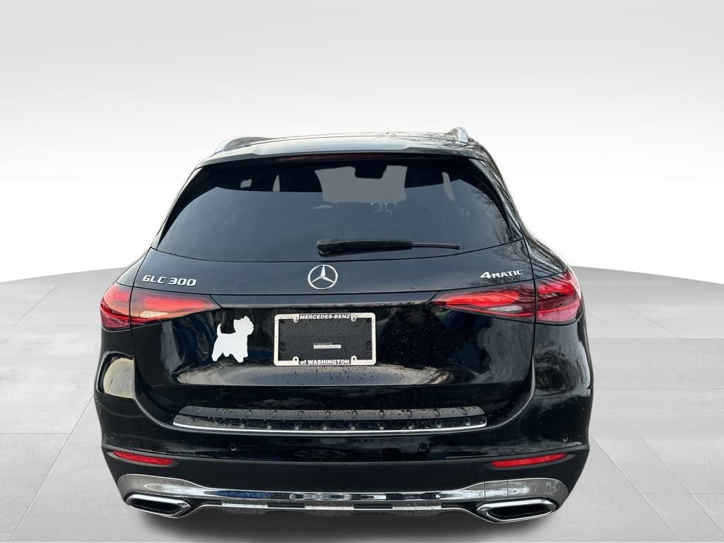 Used 2025 Mercedes-Benz GLC 300 GLC 300 image 10