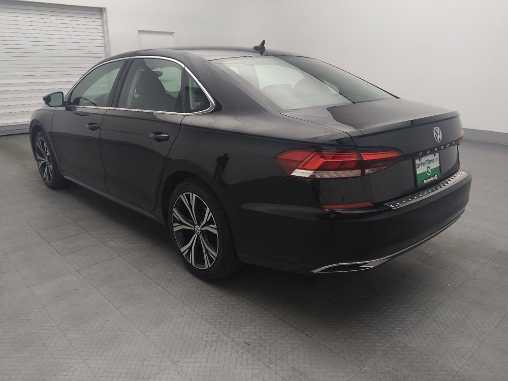 Used 2022 Volkswagen Passat 2.0T SE image 5