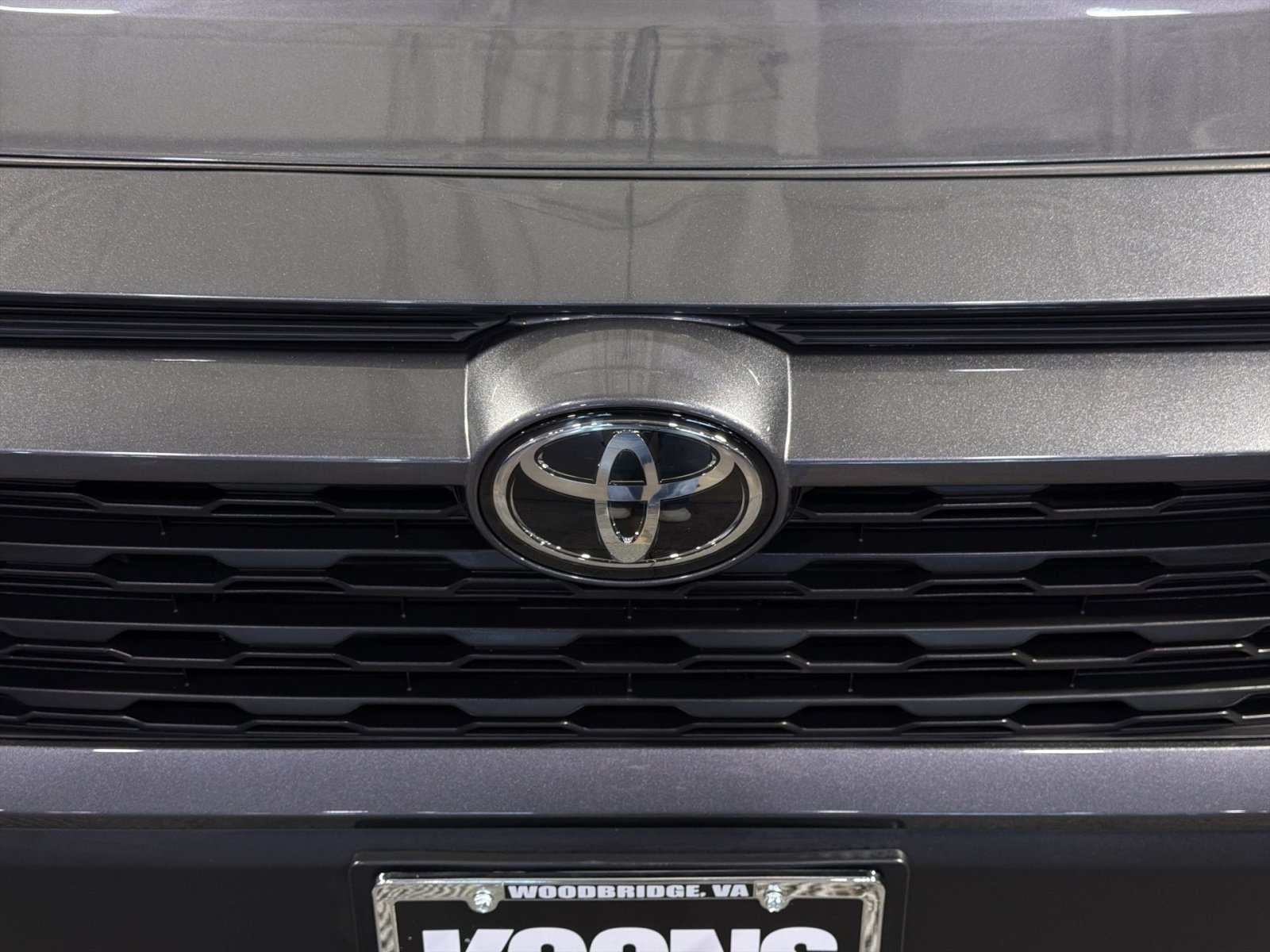 Used 2023 Toyota RAV4 LE AWD/4WD image 12
