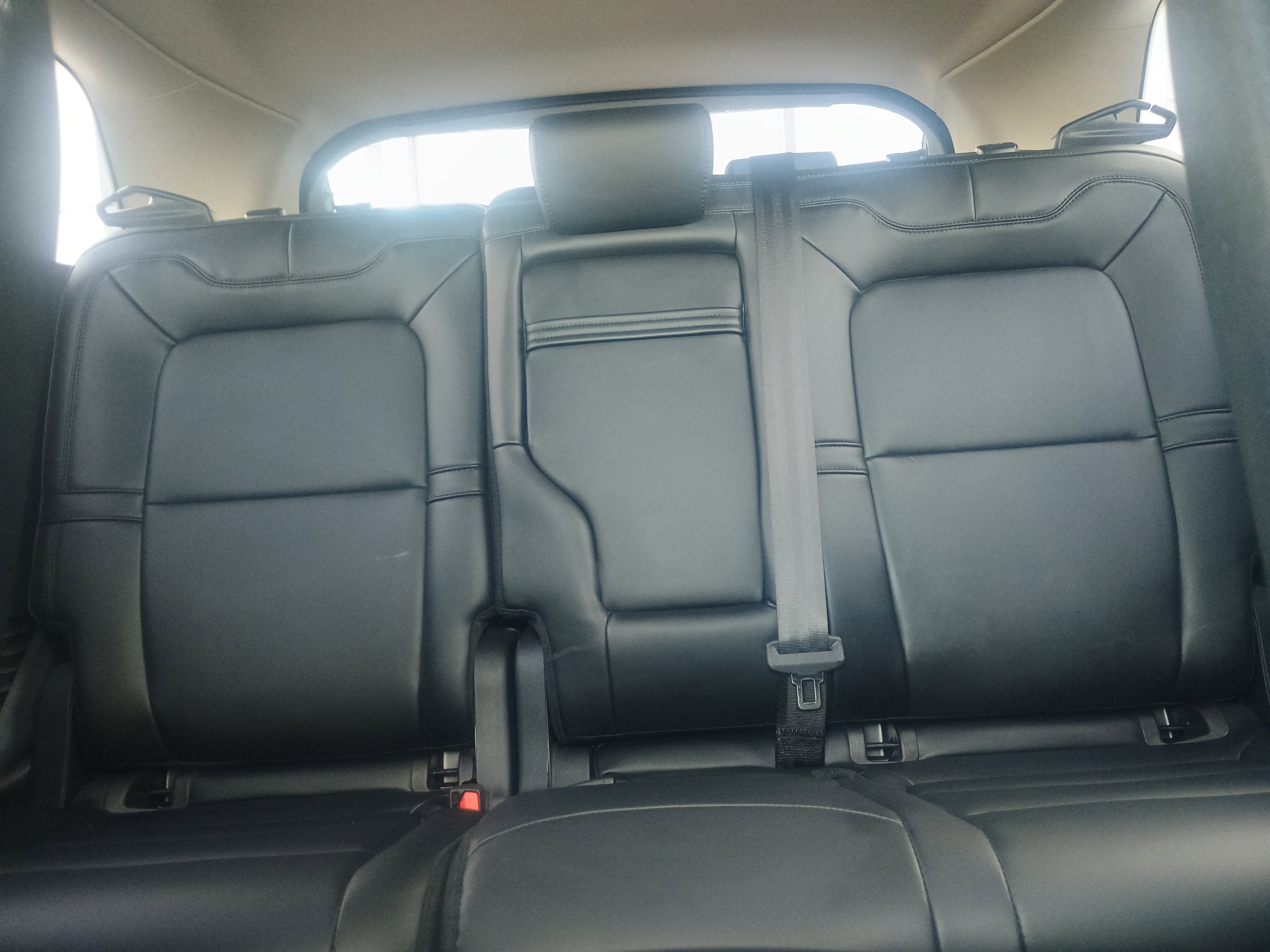 Used 2025 Lincoln Corsair AWD image 29