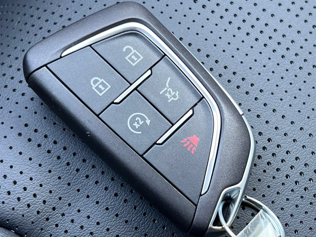 New 2026 Cadillac Lyriq Sport AWD/4WD image 27