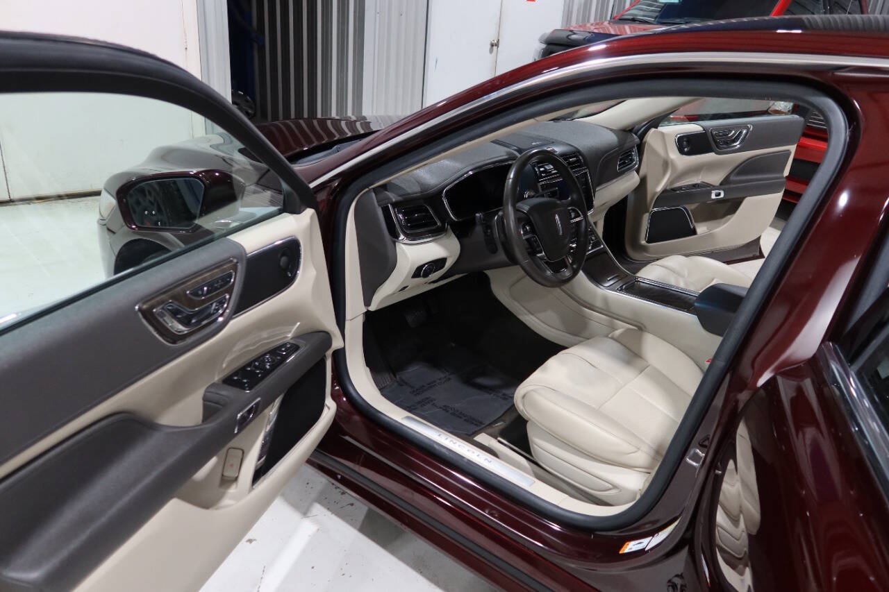 Used 2020 Lincoln Continental Reserve FWD image 15