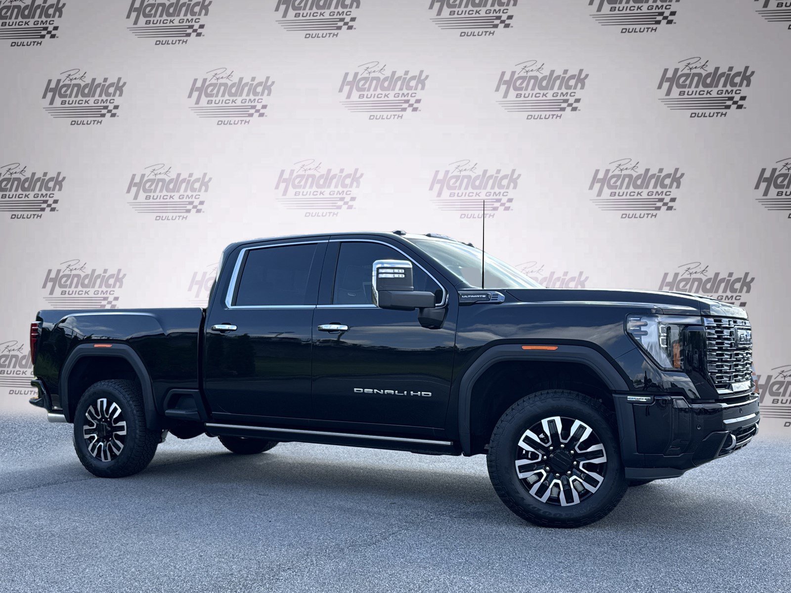 New 2026 GMC Sierra 2500 Denali Ultimate AWD/4WD image 2
