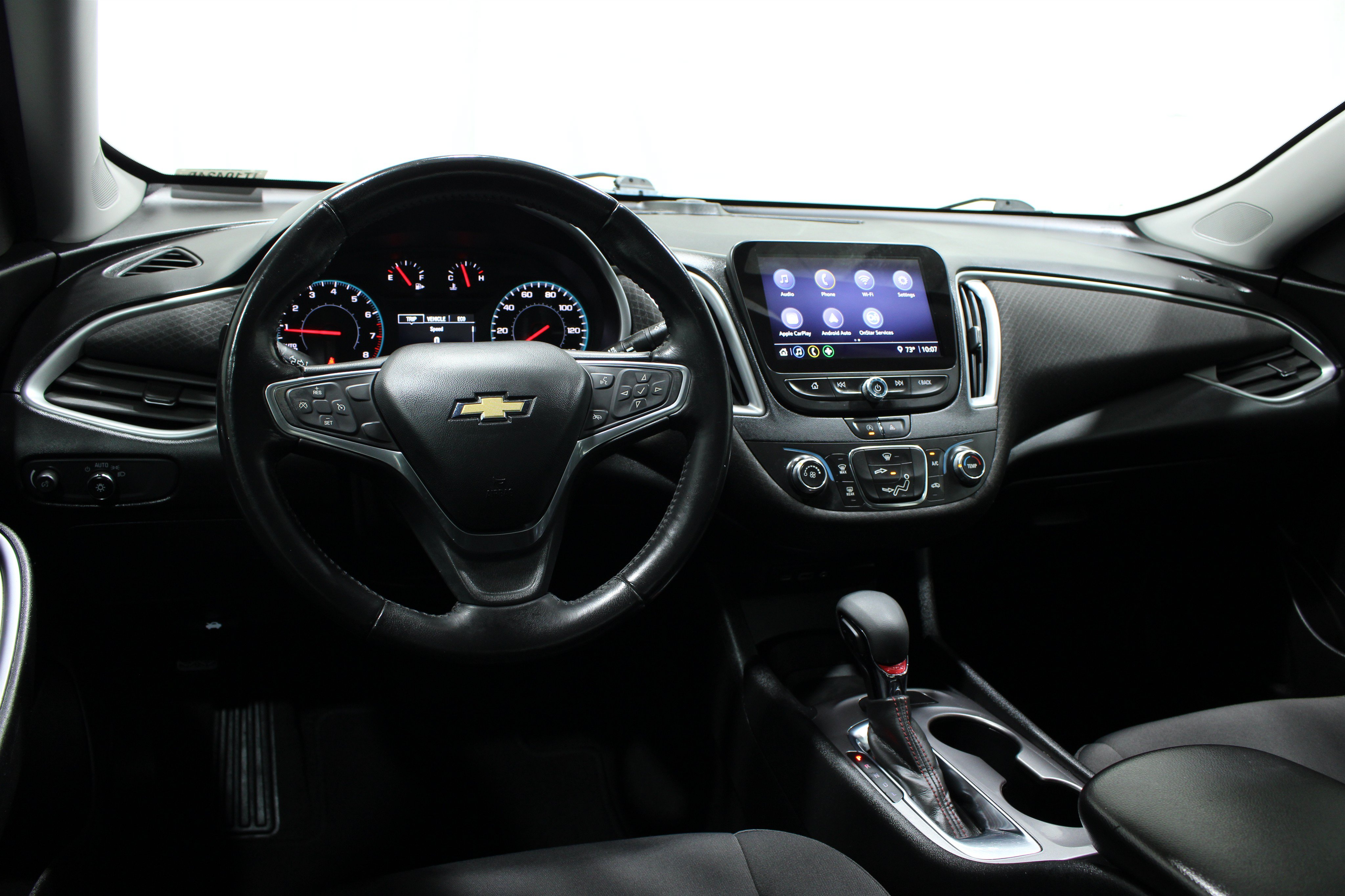 Used 2021 Chevrolet Malibu RS FWD image 2