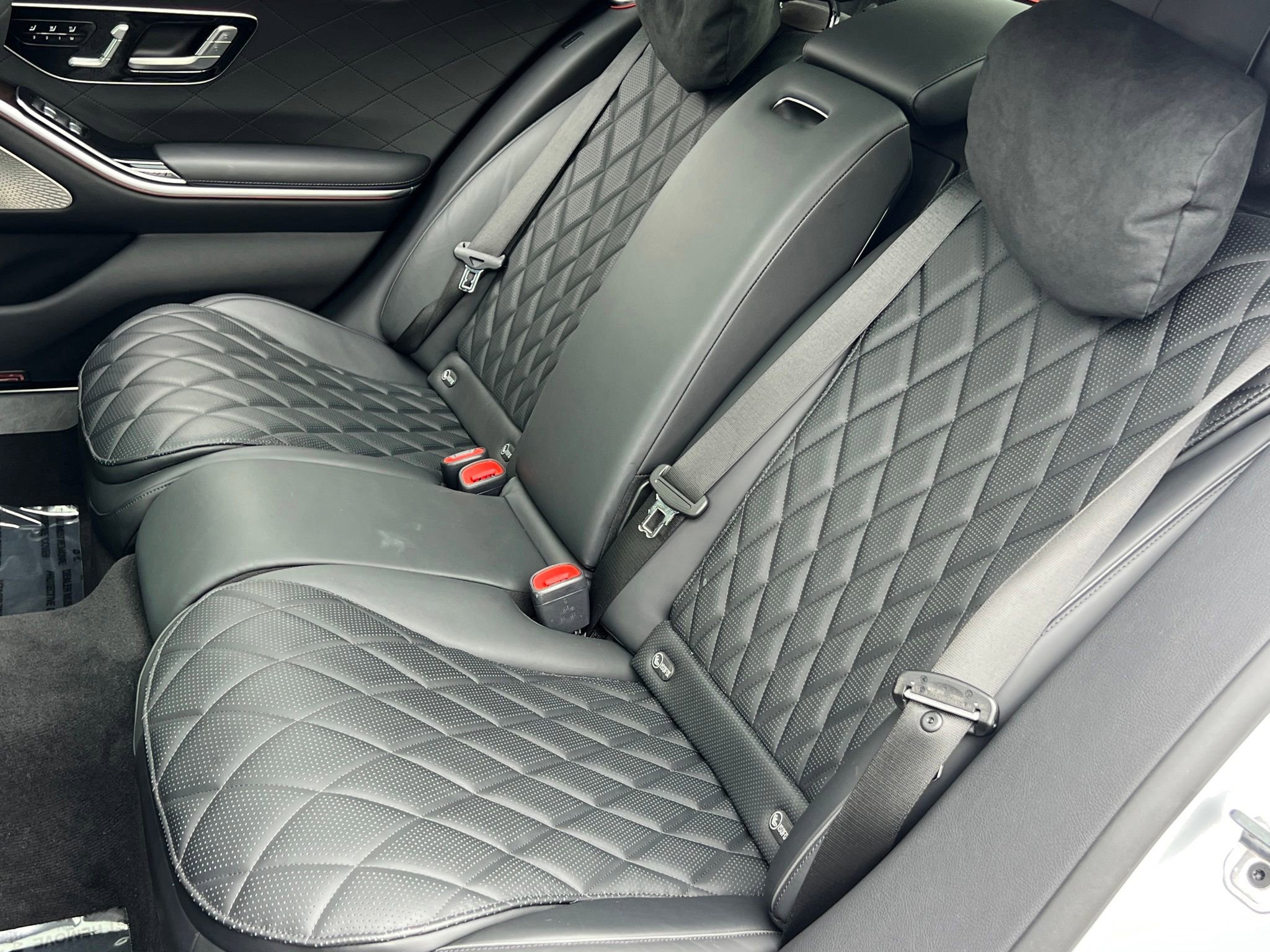Used 2023 Mercedes-Benz S 500 4MATIC w/ AMG Line image 23