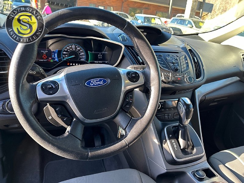 Used 2016 Ford C-MAX SE image 21