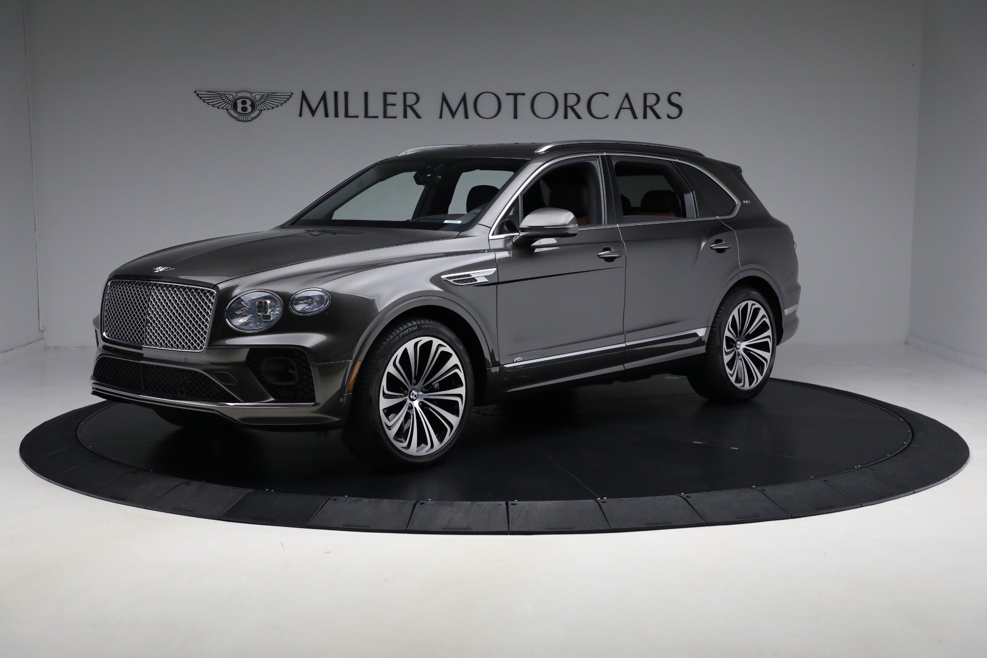 Certified 2021 Bentley Bentayga image 2