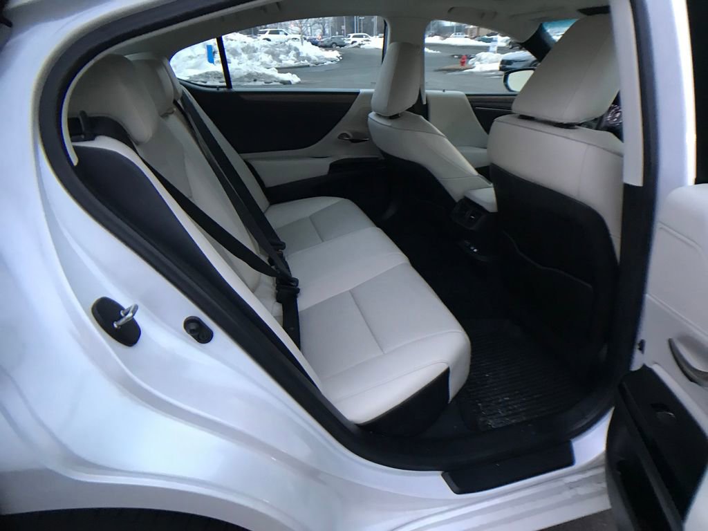 Used 2023 Lexus ES 350 w/ Premium Package image 9