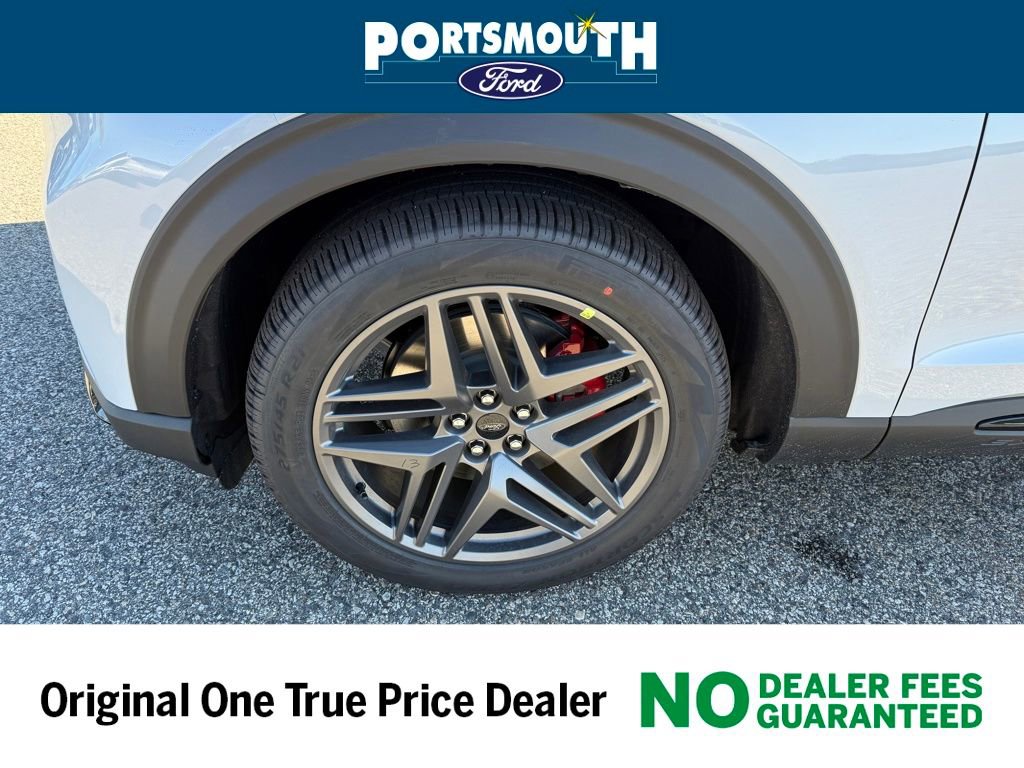 New 2026 Ford Explorer ST image 28