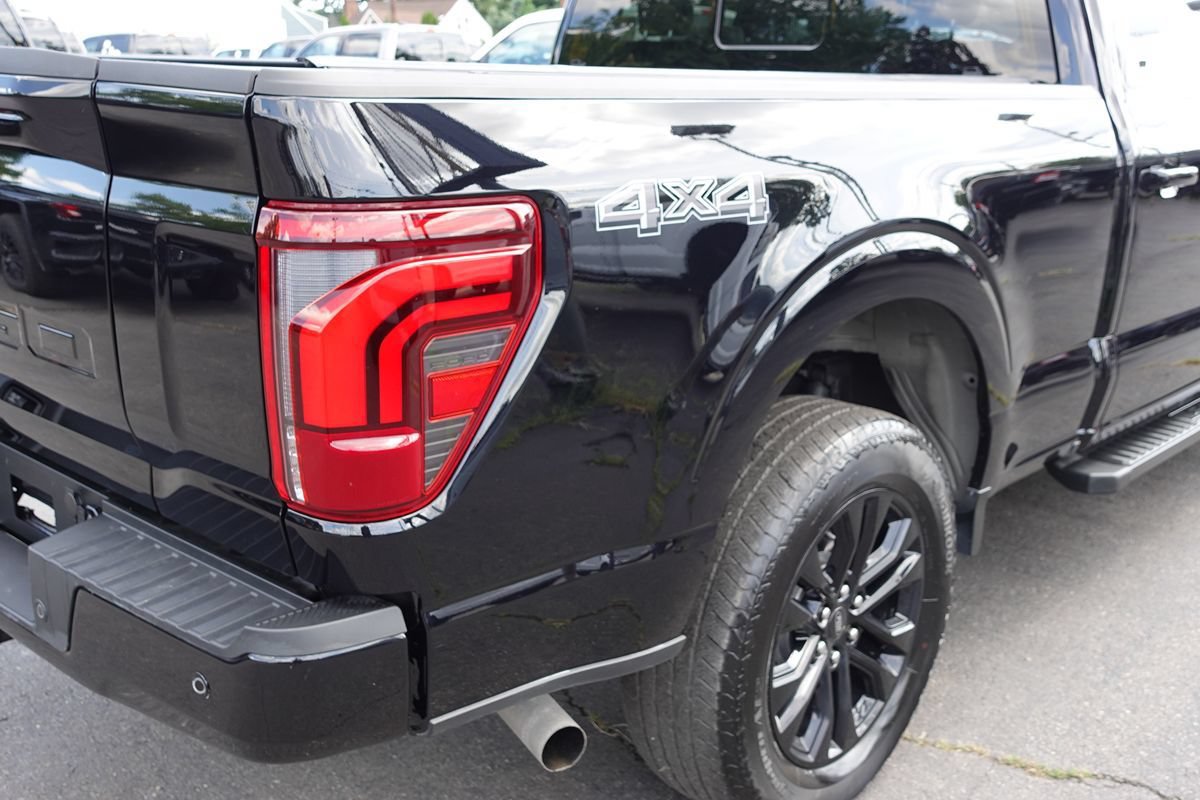 Used 2024 Ford F150 Lariat w/ Bed Utility Package AWD/4WD image 12