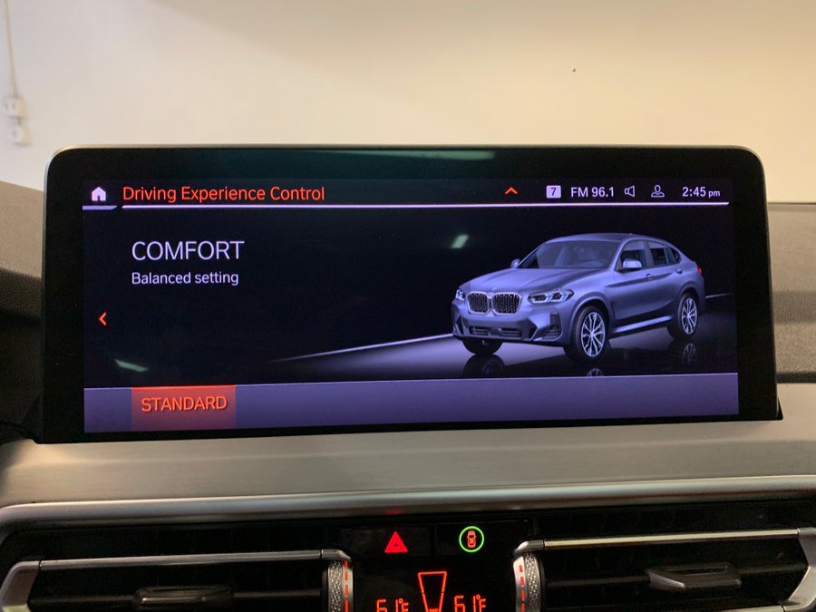 Used 2023 BMW X4 xDrive30i w/ M Sport Package AWD/4WD image 30