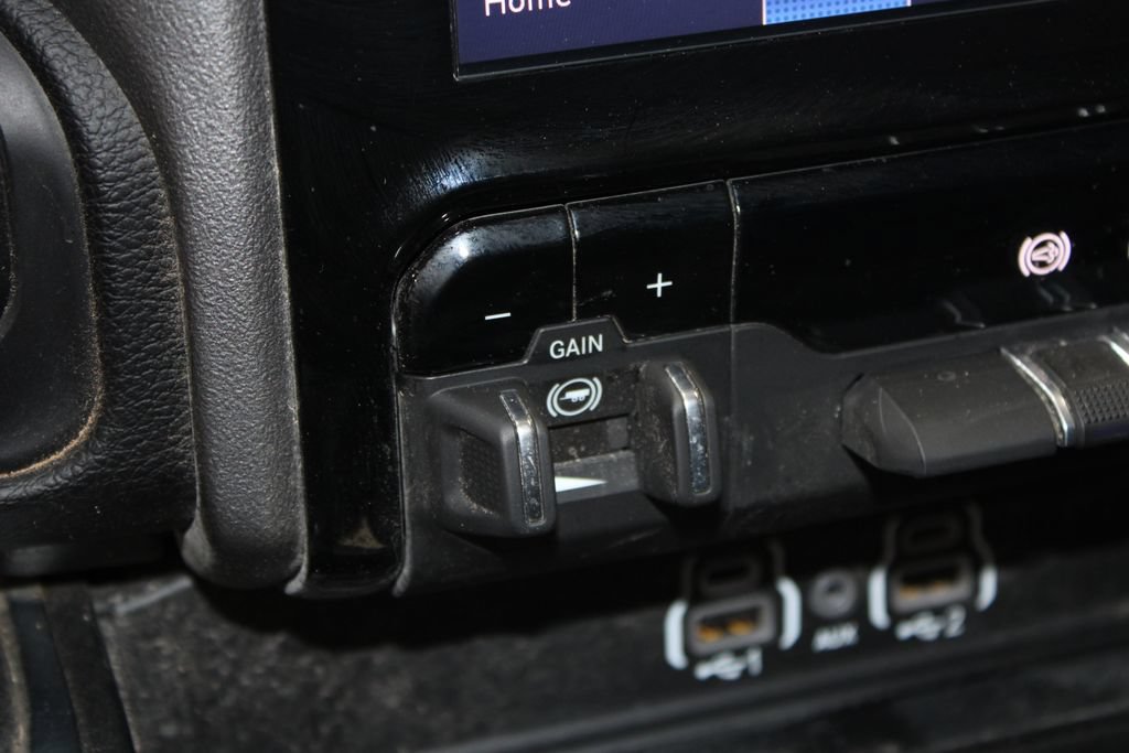 Used 2025 RAM 2500 Laramie AWD/4WD image 33