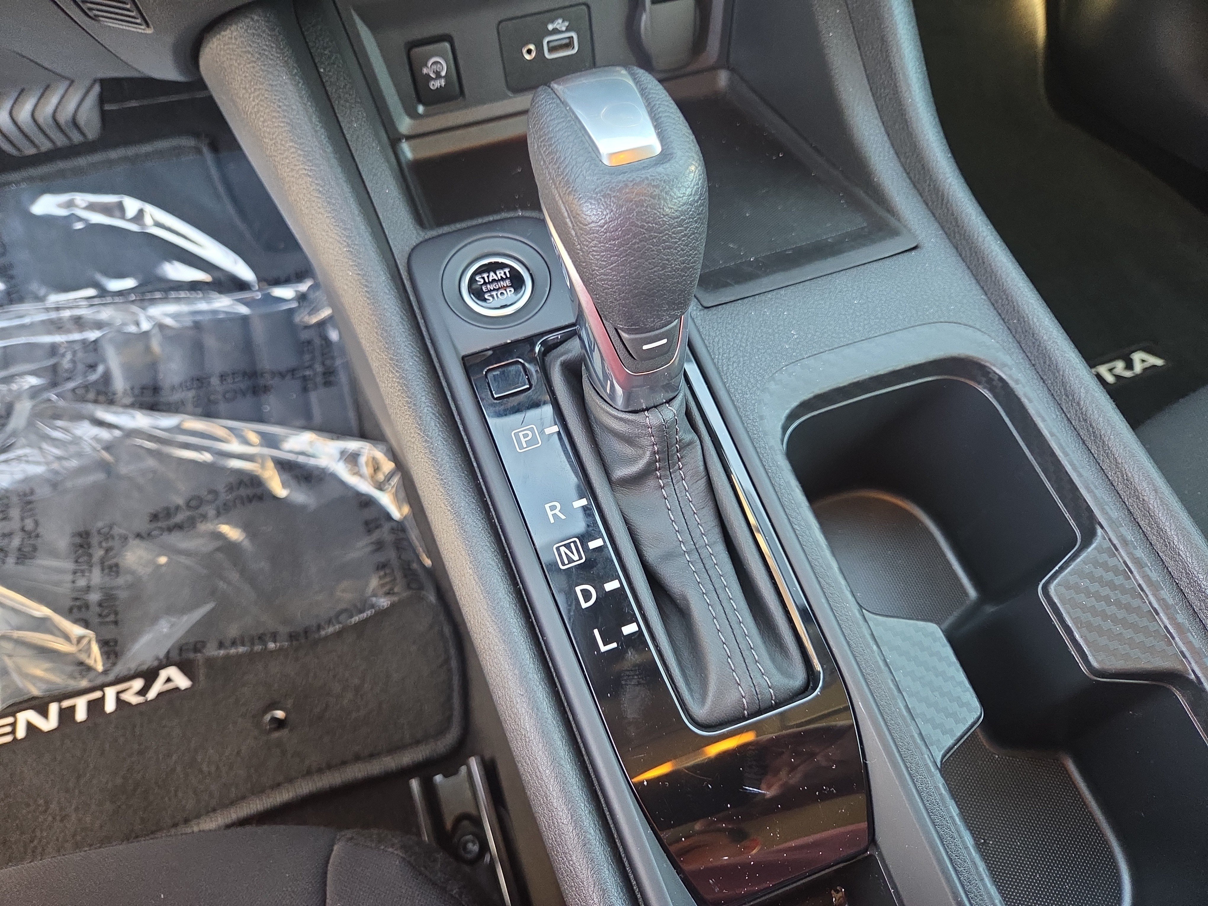 Used 2024 Nissan Sentra S FWD image 26