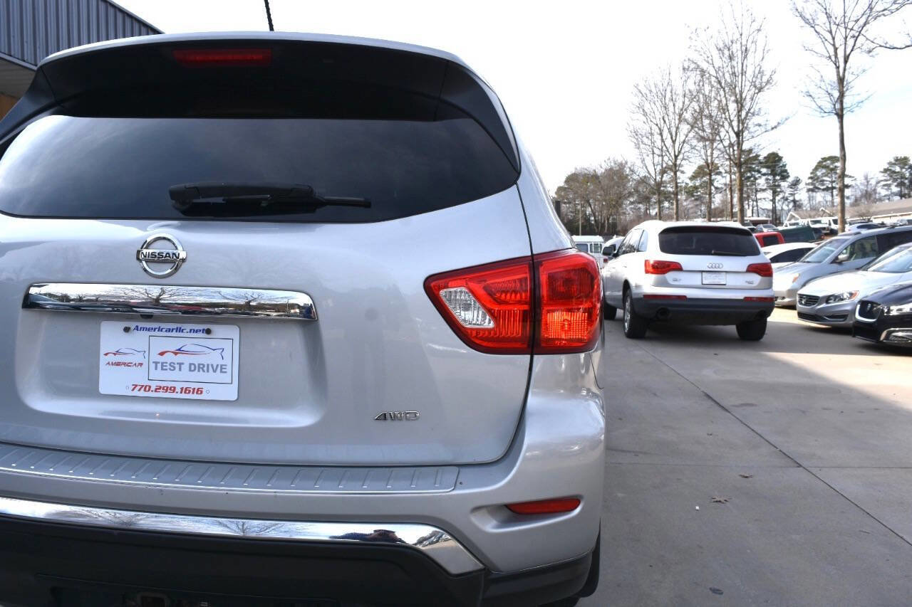 Used 2017 Nissan Pathfinder S image 17