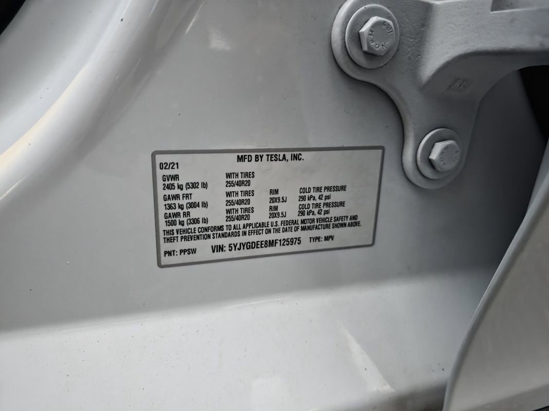 Used 2021 Tesla Model Y Long Range image 32