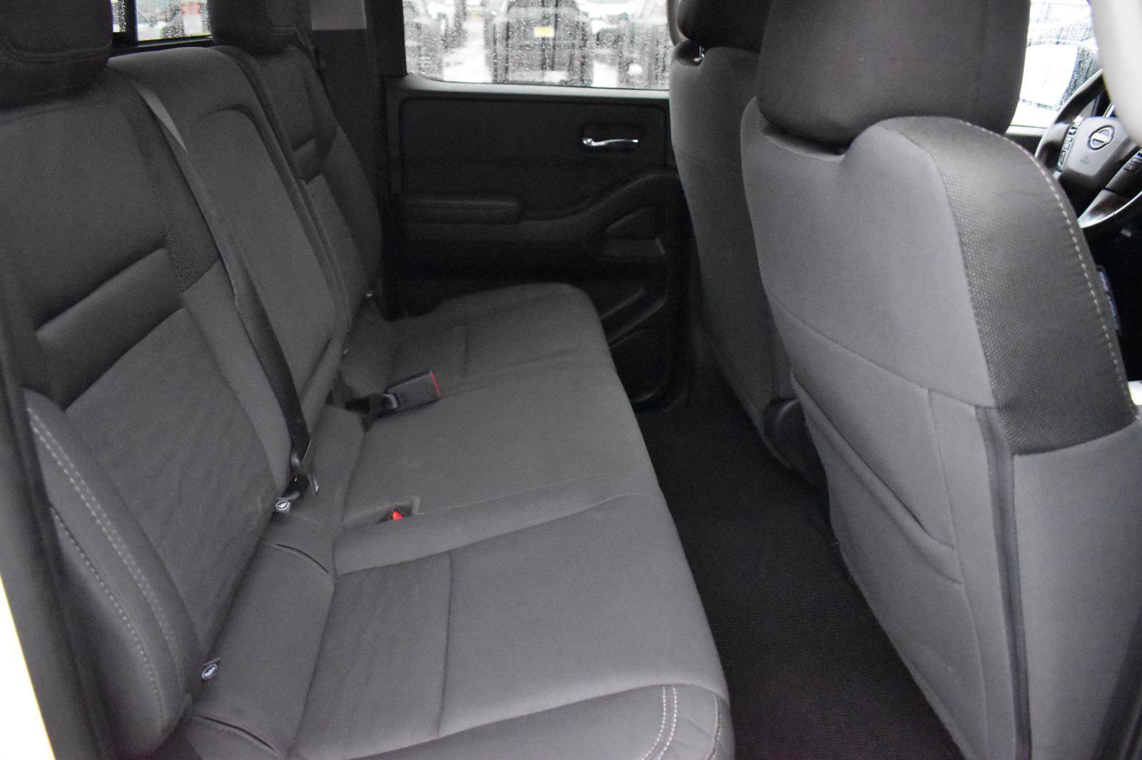 Used 2023 Nissan Frontier SV w/ SV Convenience Package image 42