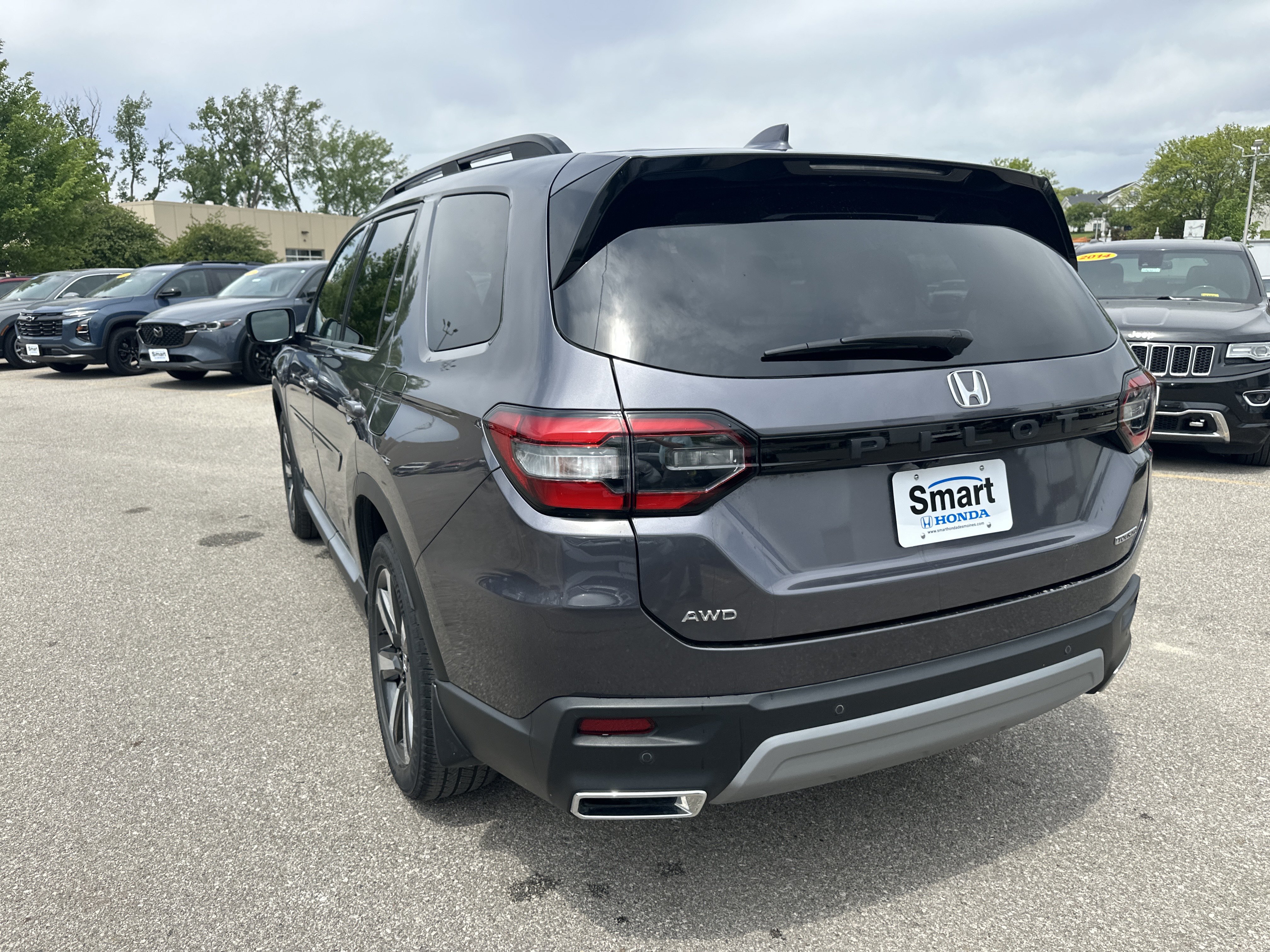 Used 2023 Honda Pilot Touring image 5