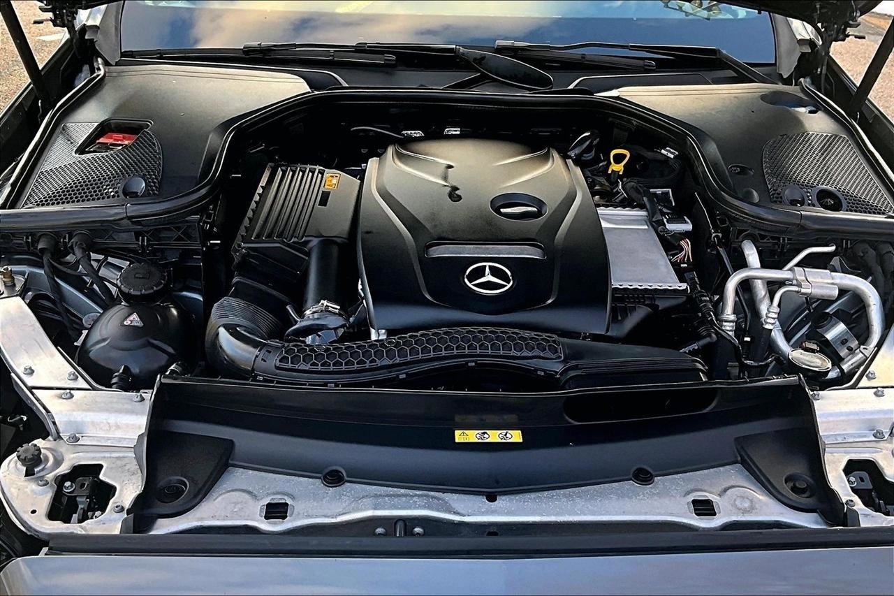 Used 2018 Mercedes-Benz E 300 4MATIC w/ Premium 1 Package image 30
