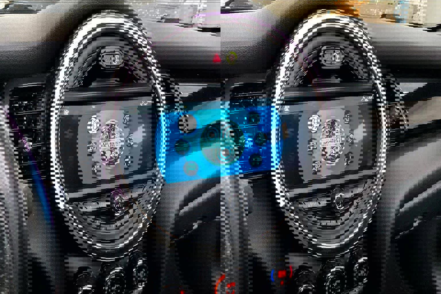 Used 2019 MINI Cooper S w/ Premium Package image 35