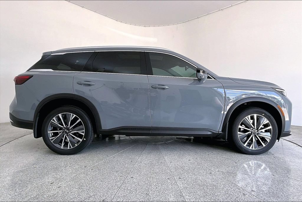 New 2027 INFINITI QX60 Luxe w/ Cargo Package FWD image 8