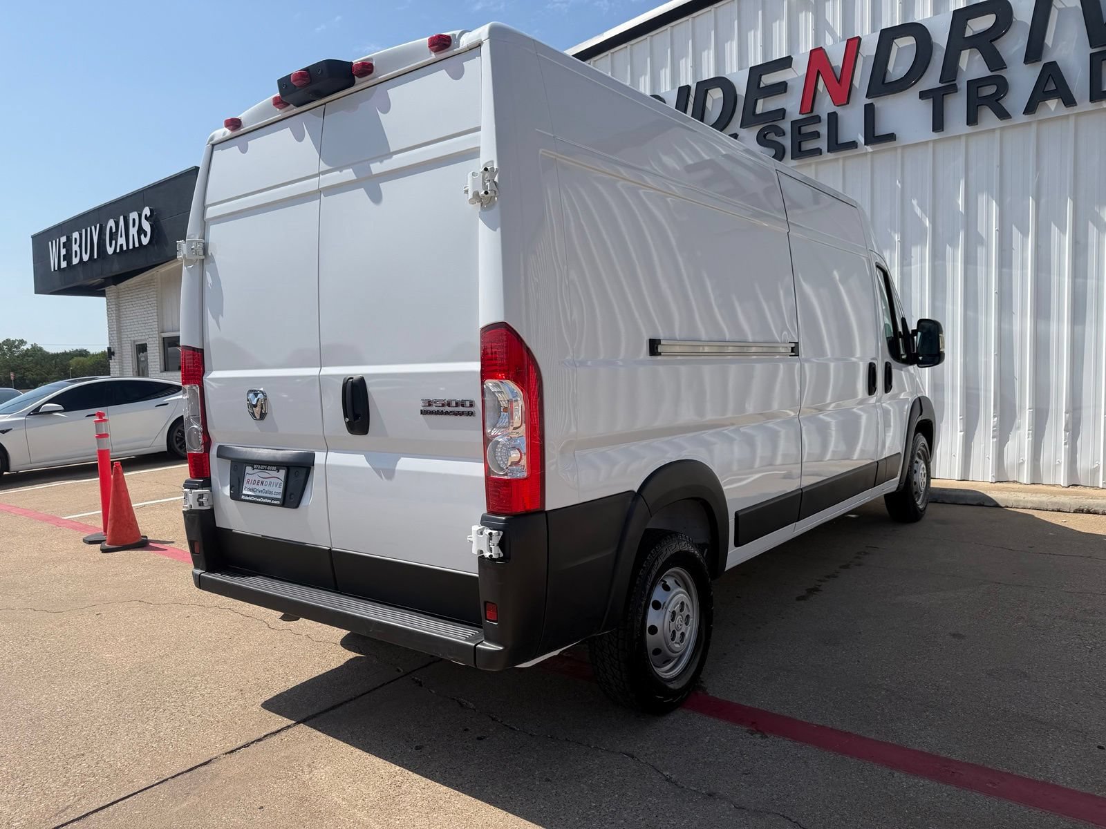 Used 2025 RAM ProMaster 3500 w/ Convenience Group FWD image 7