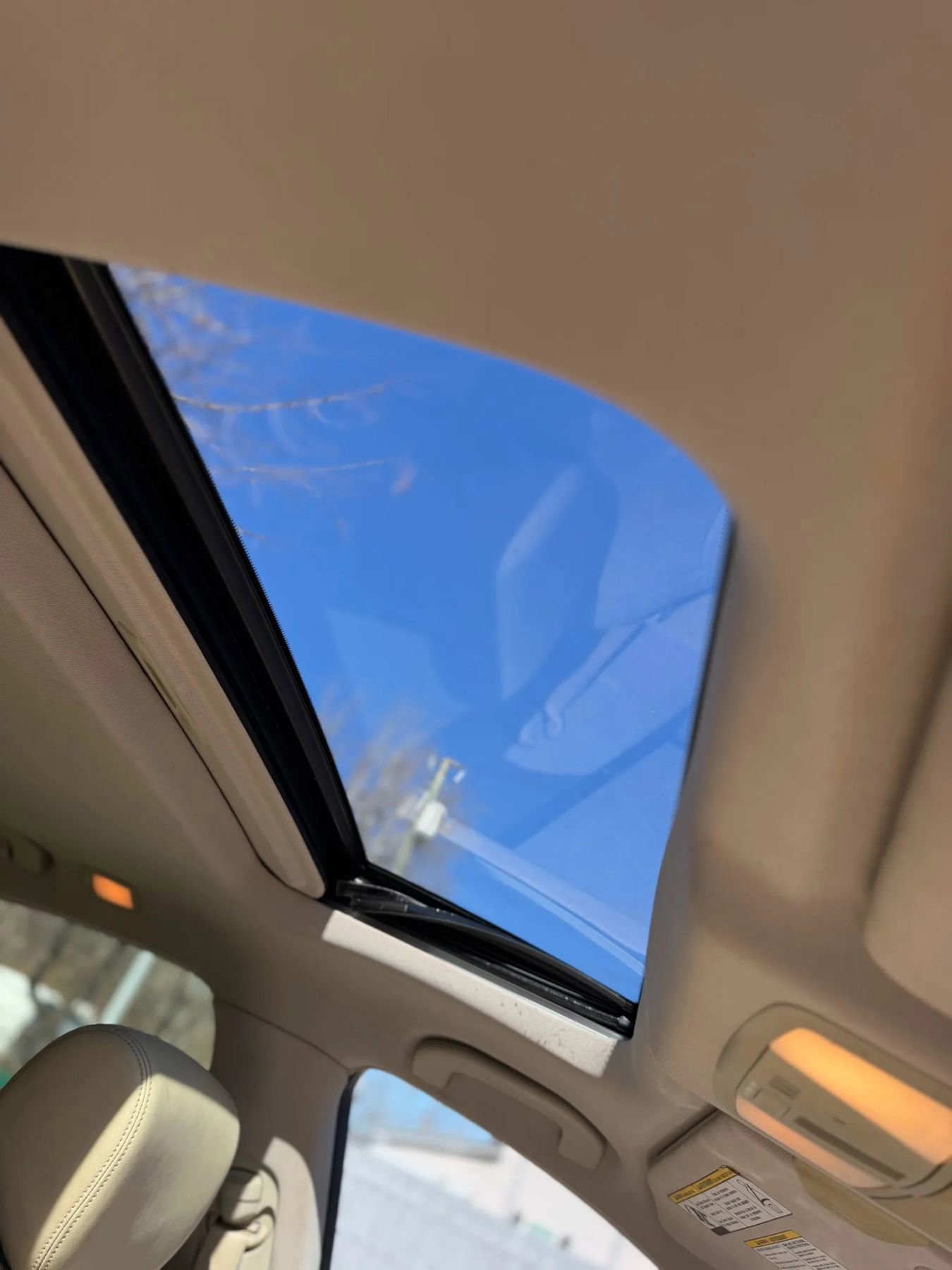 Used 2014 INFINITI QX70 3.7 Sport Utility 4D w/ Premium Package image 17