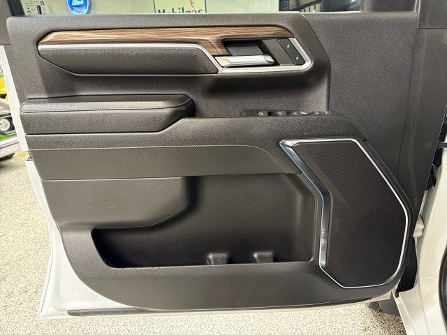 Used 2024 Chevrolet Silverado 2500 LT image 23