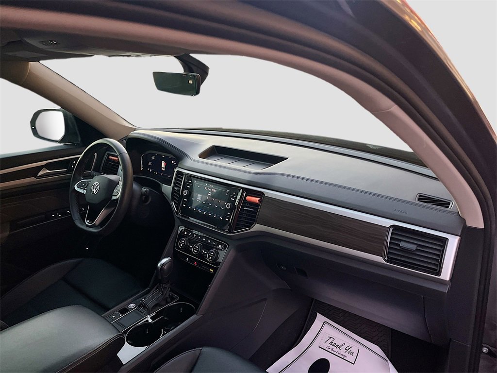 Used 2023 Volkswagen Atlas SE w/ Panoramic Sunroof Package image 30