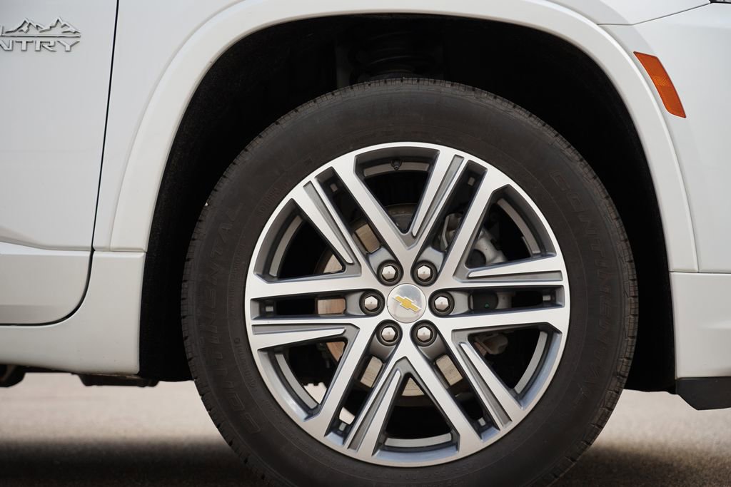 Used 2023 Chevrolet Traverse High Country w/ LPO, Floor Liner Package image 41