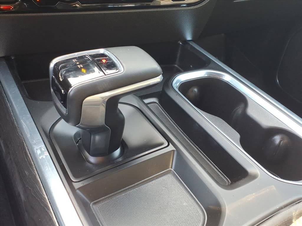 Used 2023 Chevrolet Silverado 1500 LTZ image 8