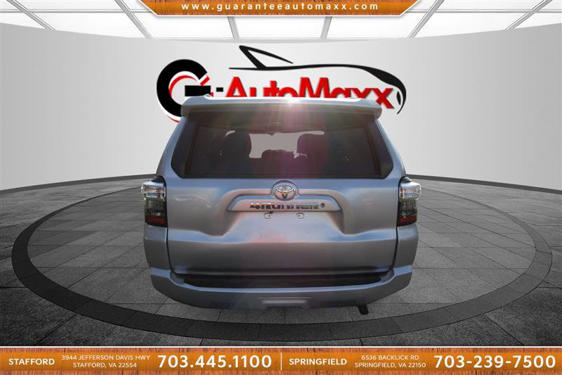 Used 2015 Toyota 4Runner SR5 image 6